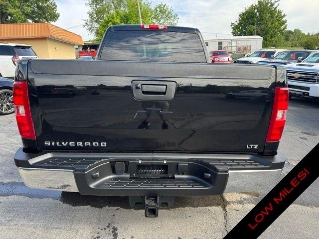 Chevrolet Silverado 2500HD 4WD Crew Cab 153.7" LTZ 2012