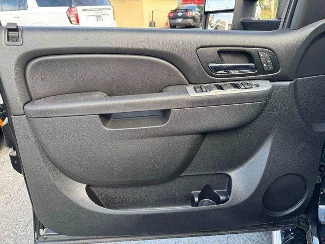 Chevrolet Silverado 2500HD 4WD Crew Cab 153.7" LTZ 2012