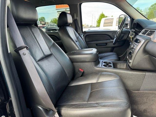 Chevrolet Silverado 2500HD 4WD Crew Cab 153.7" LTZ 2012