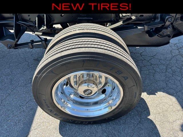 RAM 5500 Chassis Cab Tradesman 4x4 Reg Cab 84" CA 168.5" WB 2018