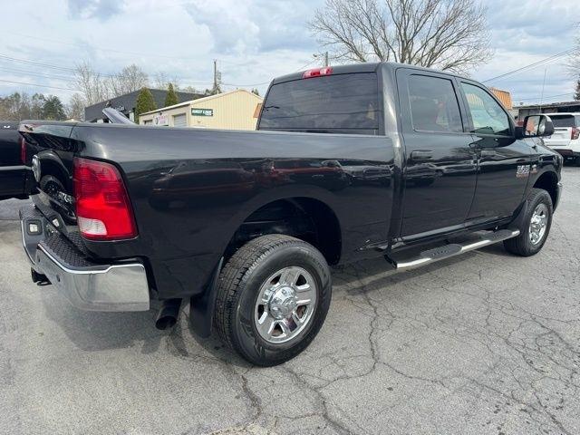 RAM 2500 4WD Crew Cab 149" Tradesman 2016
