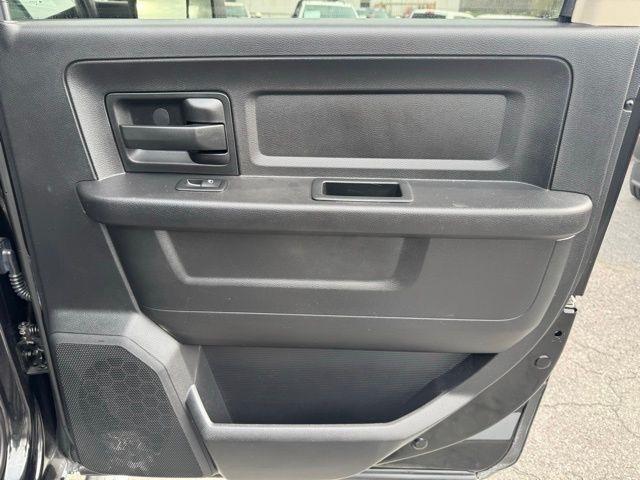 RAM 2500 4WD Crew Cab 149" Tradesman 2016