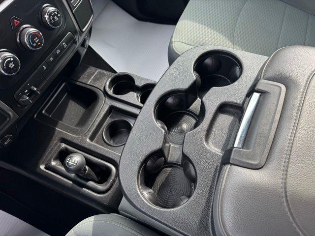 RAM 2500 4WD Crew Cab 149" Tradesman 2016