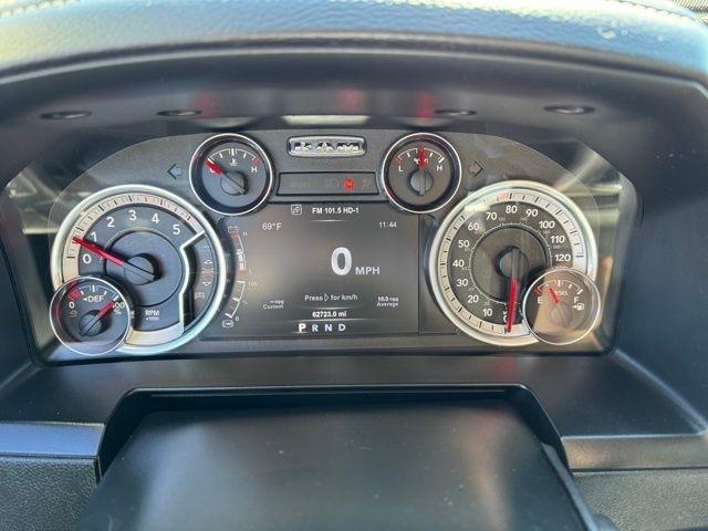 RAM 3500 Laramie 4x4 Crew Cab 8' Box 2017