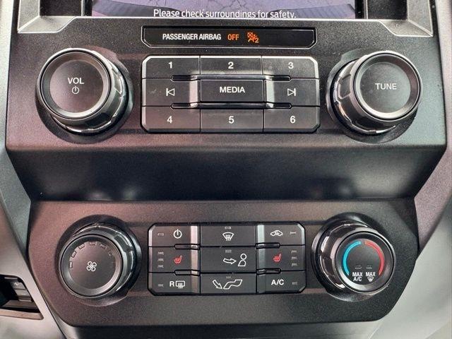 Ford F-150 XLT SuperCrew Short Bed 4WD 2019