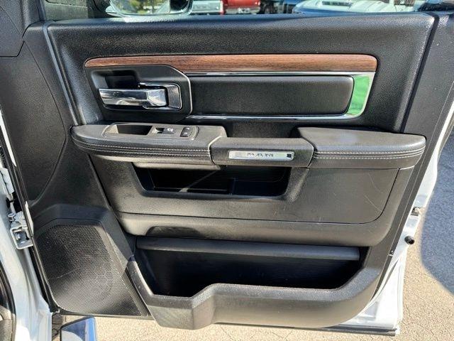 RAM 2500 Laramie 4x4 Crew Cab 6'4" Box 2018