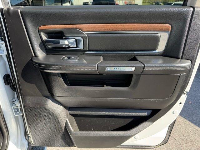 RAM 2500 Laramie 4x4 Crew Cab 6'4" Box 2018