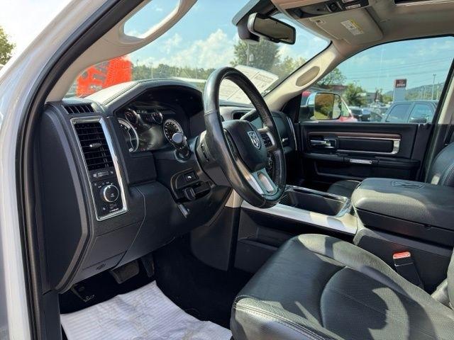 RAM 2500 Laramie 4x4 Crew Cab 6'4" Box 2018