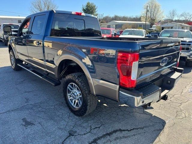Ford Super Duty F-250 SRW Lariat 4WD Crew Cab 6.75' Box 2018