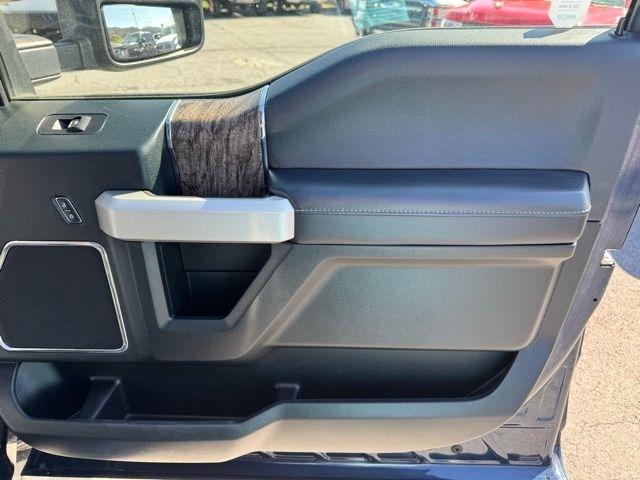 Ford Super Duty F-250 SRW Lariat 4WD Crew Cab 6.75' Box 2018