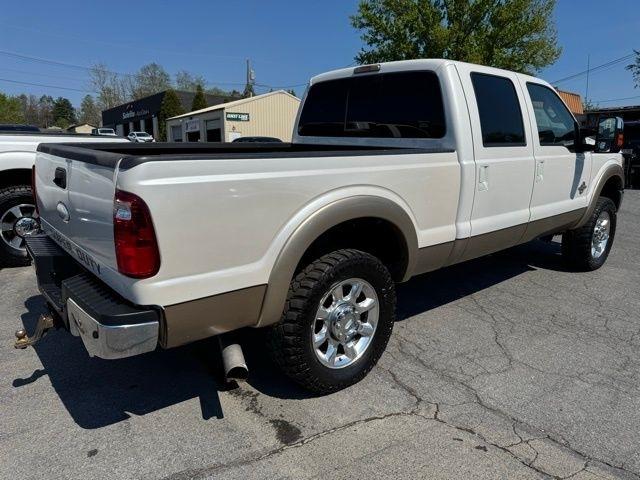 Ford Super Duty F-250 SRW 4WD Crew Cab 156" Lariat 2011
