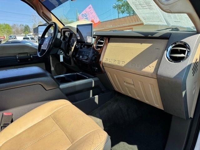 Ford Super Duty F-250 SRW 4WD Crew Cab 156" Lariat 2011