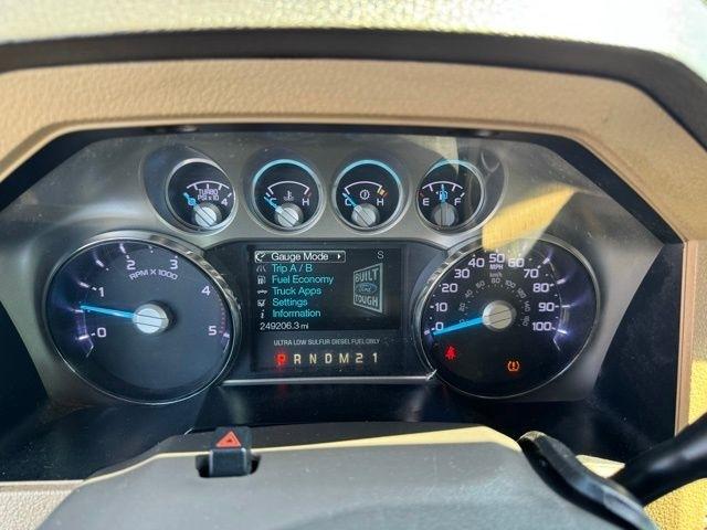 Ford Super Duty F-250 SRW 4WD Crew Cab 156" Lariat 2011
