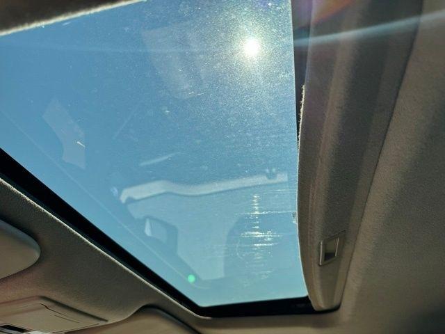 Ford Super Duty F-250 SRW 4WD Crew Cab 156" Lariat 2011