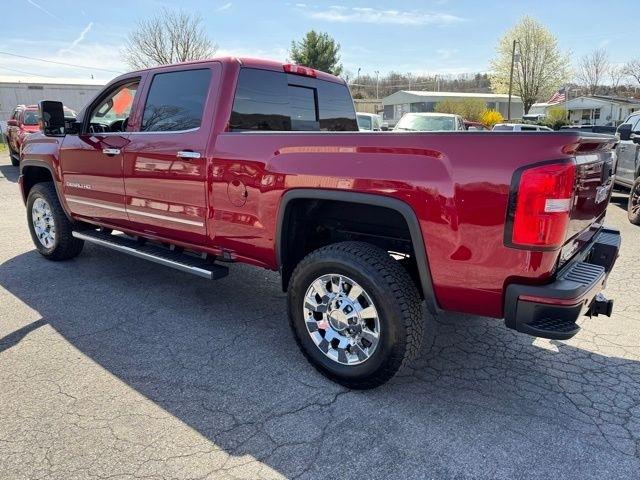 GMC Sierra 2500HD 4WD Crew Cab 153.7" Denali 2019