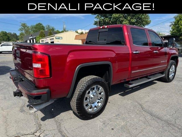 GMC Sierra 2500HD 4WD Crew Cab 153.7" Denali 2019