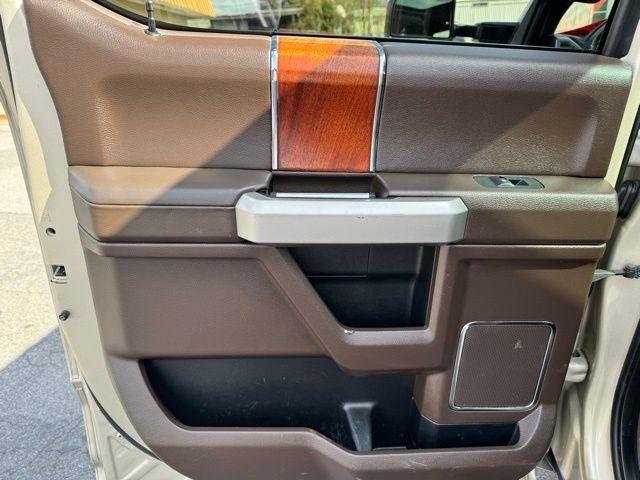 Ford Super Duty F-250 SRW King Ranch 4WD Crew Cab 6.75' Box 2017