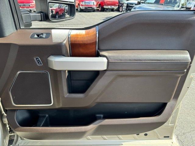 Ford Super Duty F-250 SRW King Ranch 4WD Crew Cab 6.75' Box 2017