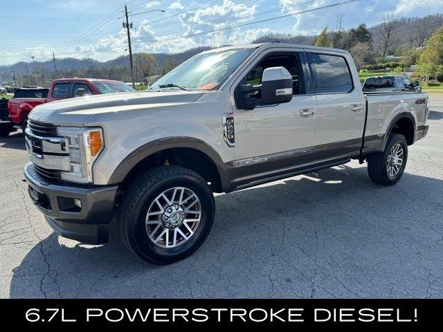 Ford Super Duty F-250 SRW King Ranch 4WD Crew Cab 6.75' Box 2017