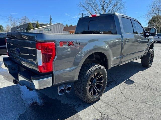 Ford Super Duty F-250 SRW Lariat 4WD Crew Cab 6.75' Box 2019