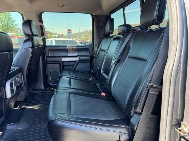 Ford Super Duty F-250 SRW Lariat 4WD Crew Cab 6.75' Box 2019
