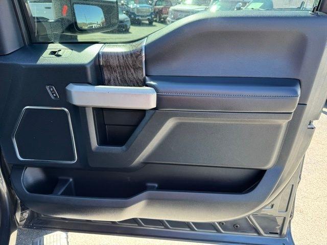 Ford Super Duty F-250 SRW Lariat 4WD Crew Cab 6.75' Box 2019