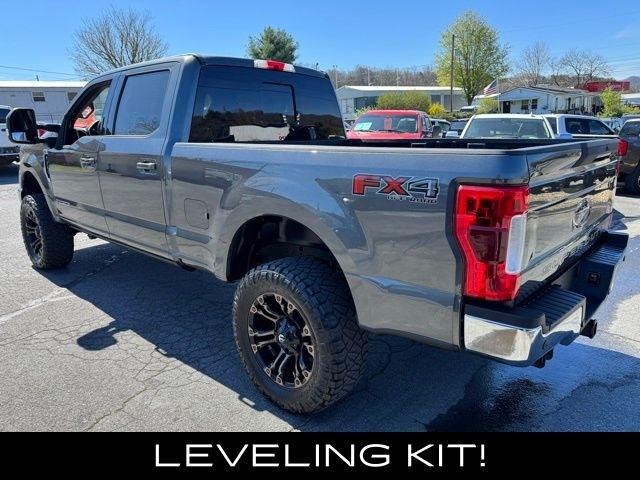 Ford Super Duty F-250 SRW Lariat 4WD Crew Cab 6.75' Box 2019