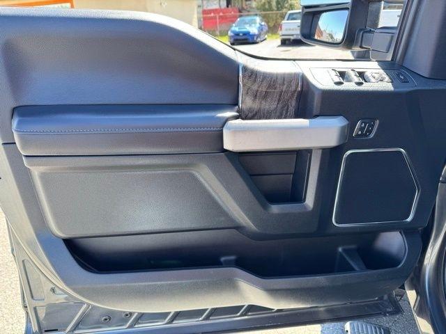 Ford Super Duty F-250 SRW Lariat 4WD Crew Cab 6.75' Box 2019