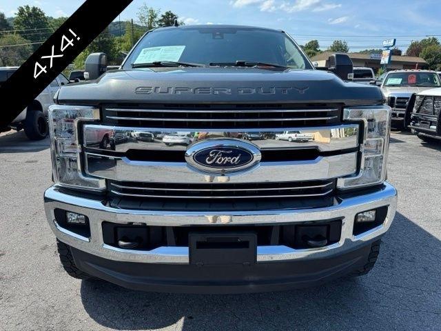 Ford Super Duty F-250 SRW Lariat 4WD Crew Cab 6.75' Box 2019