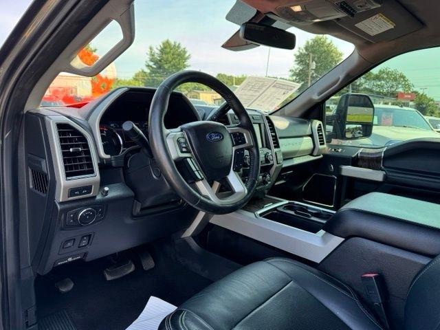 Ford Super Duty F-250 SRW Lariat 4WD Crew Cab 6.75' Box 2019