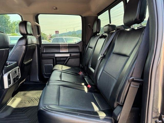 Ford Super Duty F-250 SRW Lariat 4WD Crew Cab 6.75' Box 2019