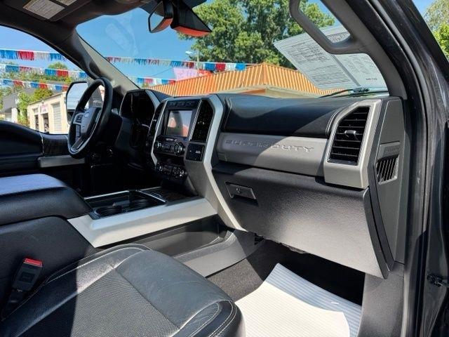 Ford Super Duty F-250 SRW Lariat 4WD Crew Cab 6.75' Box 2019
