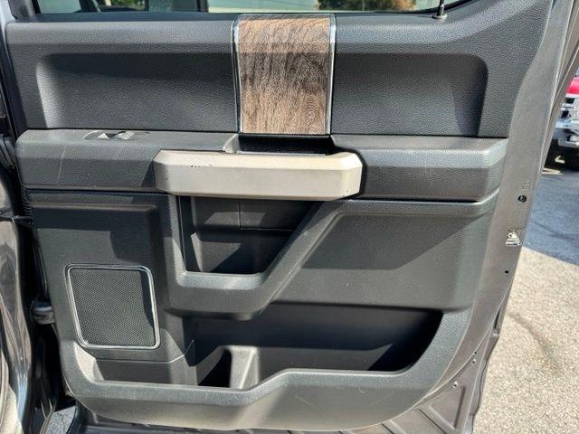 Ford Super Duty F-250 SRW Lariat 4WD Crew Cab 6.75' Box 2019