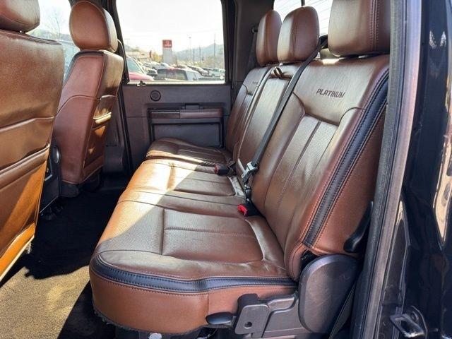 Ford Super Duty F-350 SRW 4WD Crew Cab 156" King Ranch 2015