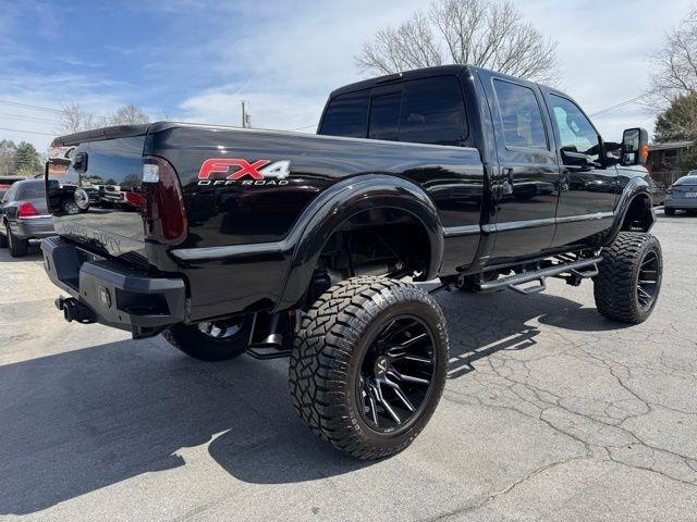 Ford Super Duty F-350 SRW 4WD Crew Cab 156" Lariat 2012