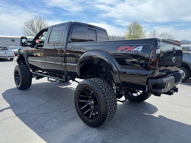 Ford Super Duty F-350 SRW 4WD Crew Cab 156" Lariat 2012