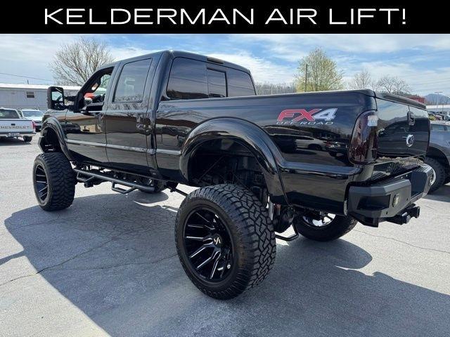 Ford Super Duty F-350 SRW 4WD Crew Cab 156" Lariat 2012