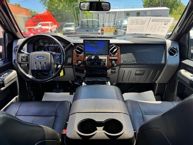 Ford Super Duty F-350 SRW 4WD Crew Cab 156" Lariat 2012