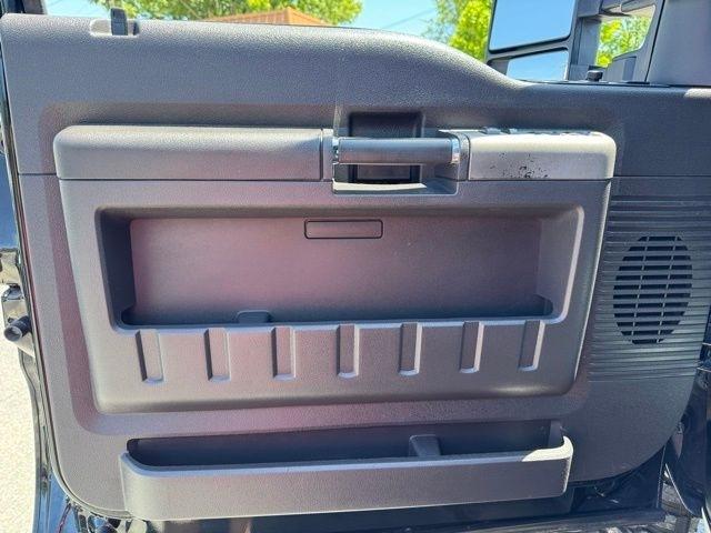 Ford Super Duty F-350 SRW 4WD Crew Cab 156" Lariat 2012