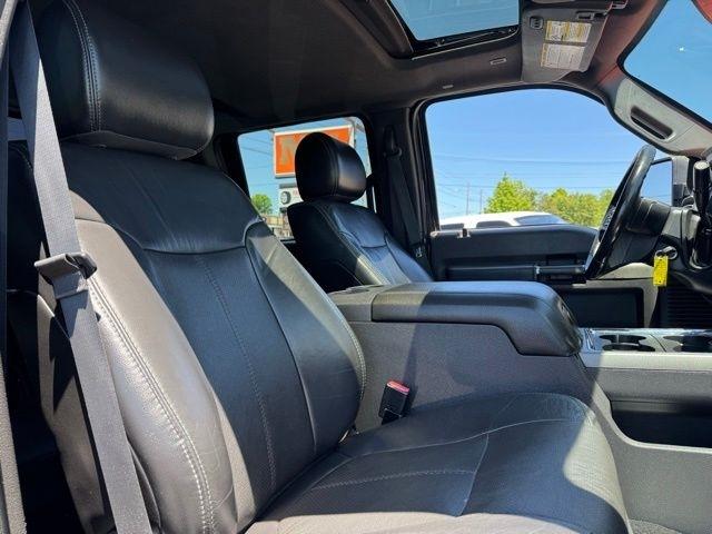 Ford Super Duty F-350 SRW 4WD Crew Cab 156" Lariat 2012