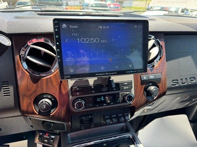 Ford Super Duty F-350 SRW 4WD Crew Cab 156" Lariat 2012