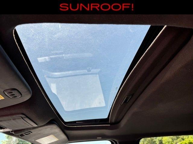 Ford Super Duty F-350 SRW 4WD Crew Cab 156" Lariat 2012