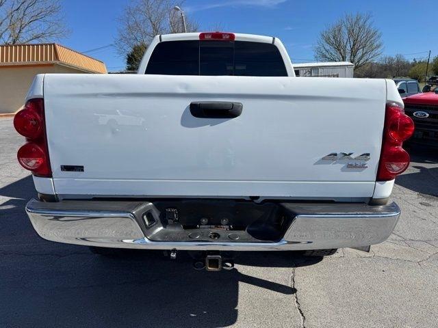 Dodge Ram 3500 4WD Mega Cab 160.5" SLT 2009