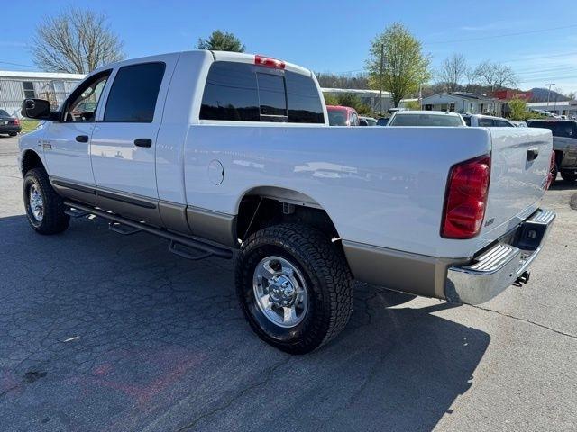 Dodge Ram 3500 4WD Mega Cab 160.5" SLT 2009