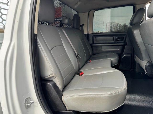 RAM 3500 Chassis Cab Tradesman 4WD Crew Cab 60" CA 172.4" WB 2018