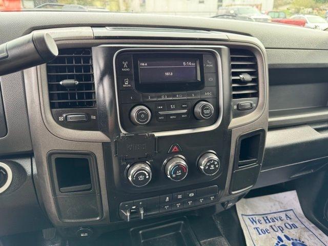 RAM 3500 Chassis Cab Tradesman 4WD Crew Cab 60" CA 172.4" WB 2018