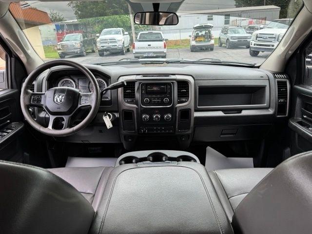 RAM 3500 Chassis Cab Tradesman 4WD Crew Cab 60" CA 172.4" WB 2018