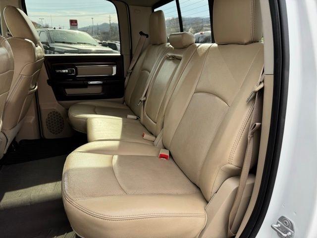 RAM 2500 4WD Crew Cab 149" Laramie 2016