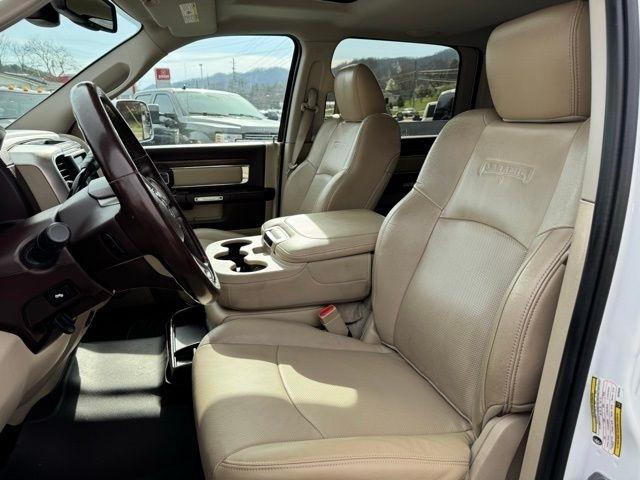 RAM 2500 4WD Crew Cab 149" Laramie 2016