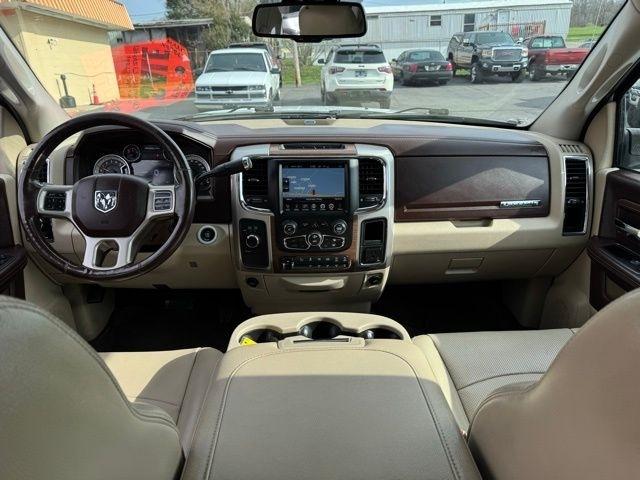 RAM 2500 4WD Crew Cab 149" Laramie 2016
